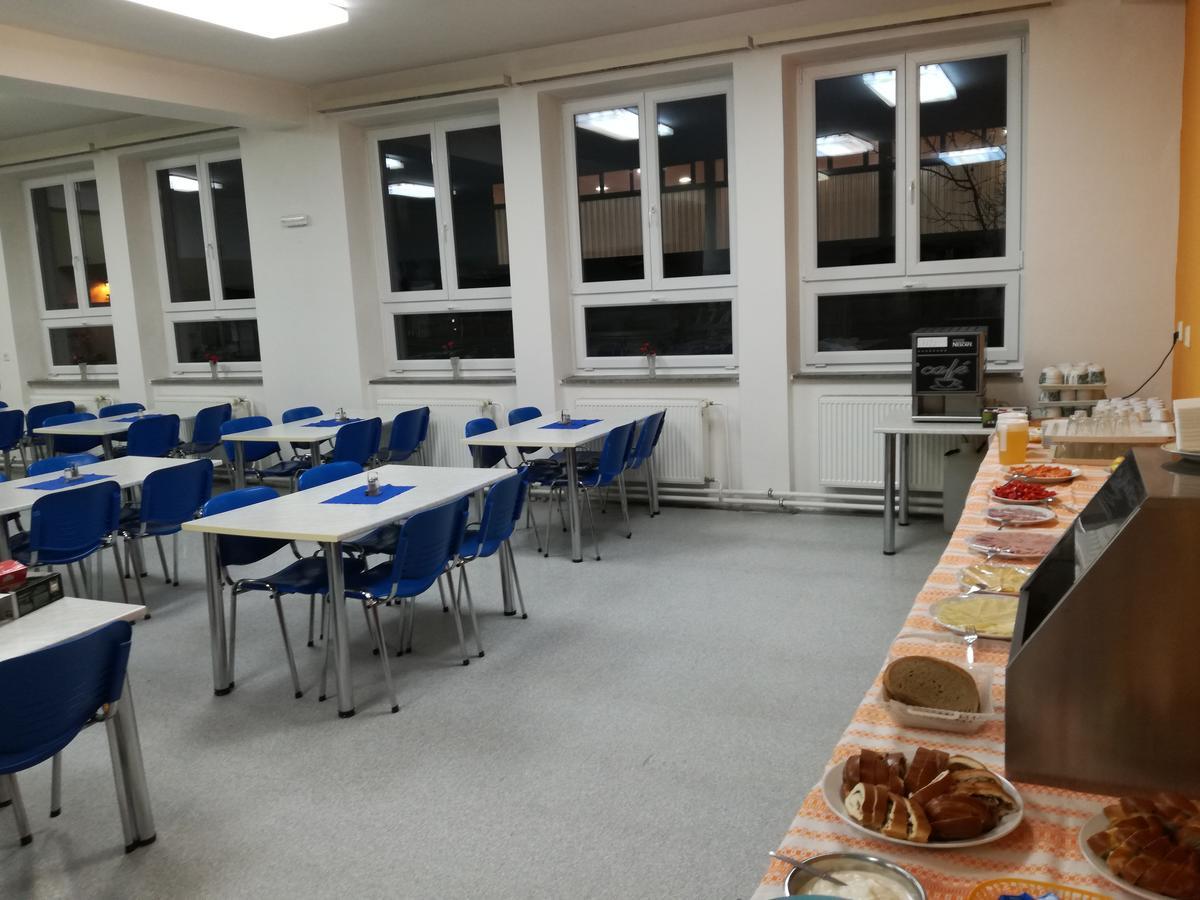 布尔诺 陶费罗维克尔耶旅馆旅舍 外观 照片